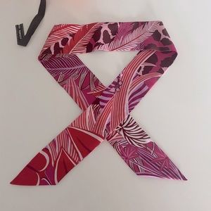 Hermes Twilly Silk Jaguar Quetzal Fuchsia Rose Bordeaux